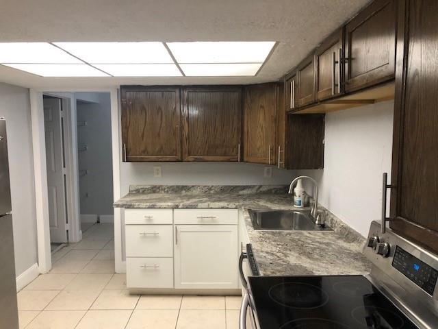 Lauderdale Lakes East Gat - Residential