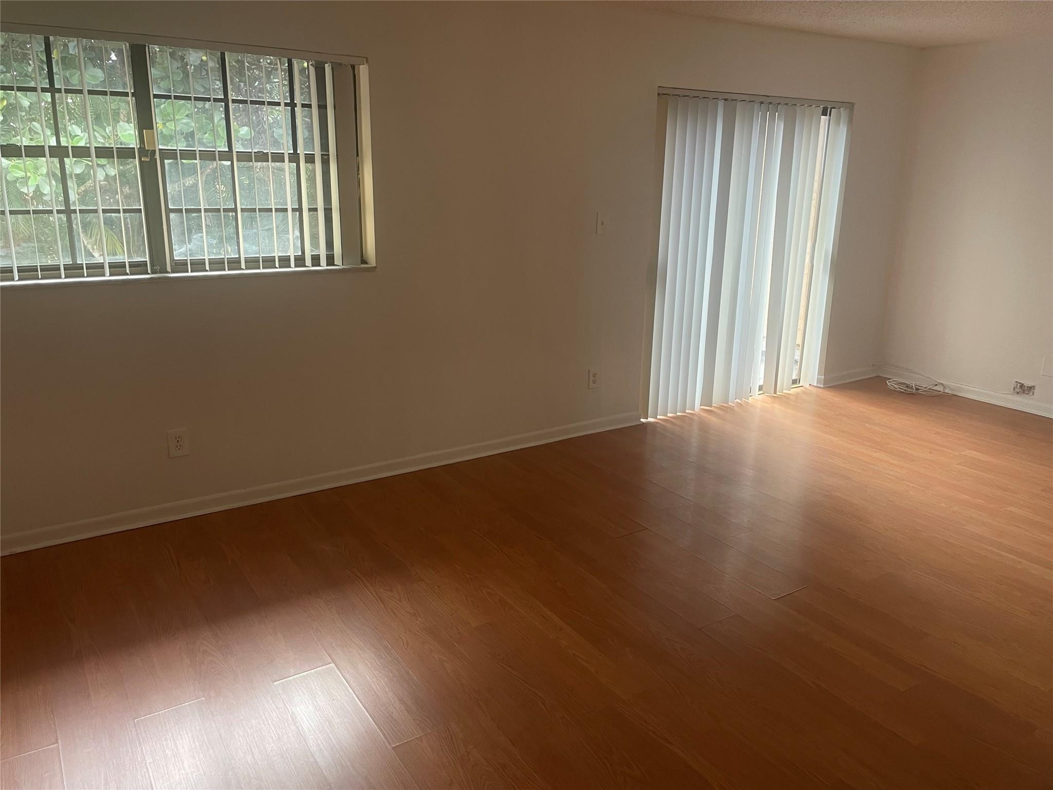 Shaker Village Ph 1 Condo - Residential Lease