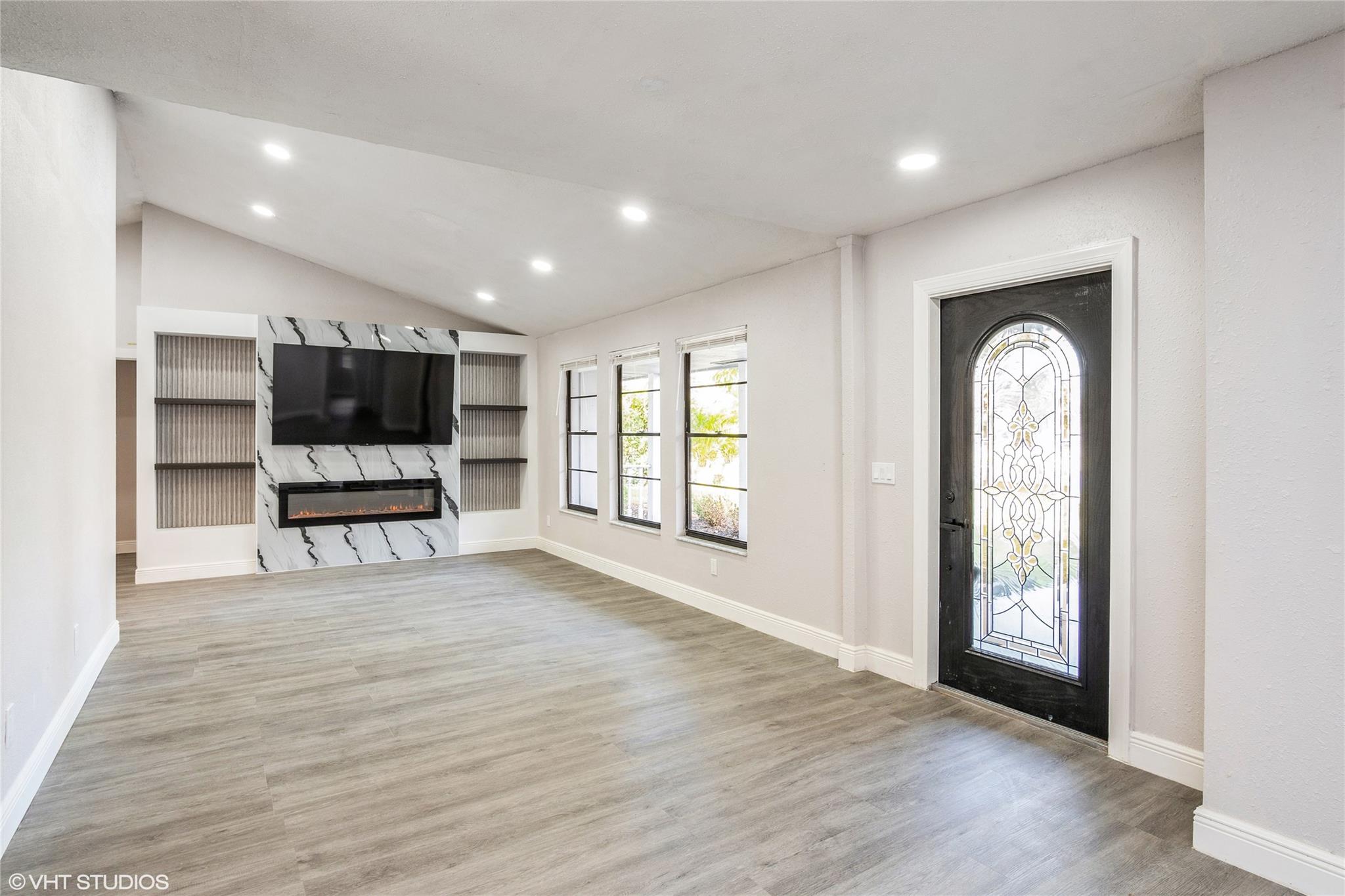 Properties 13964 Aster Ave