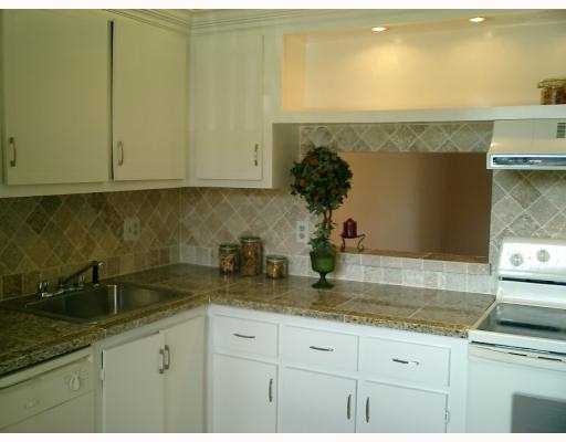 LAGO DEL REY CONDO - Residential Lease