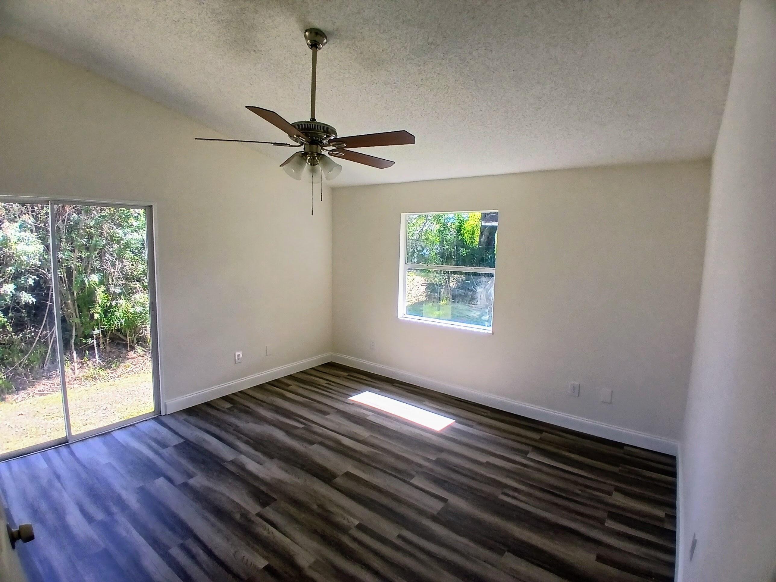 OSLO PARK UNIT NO 3 - Residential