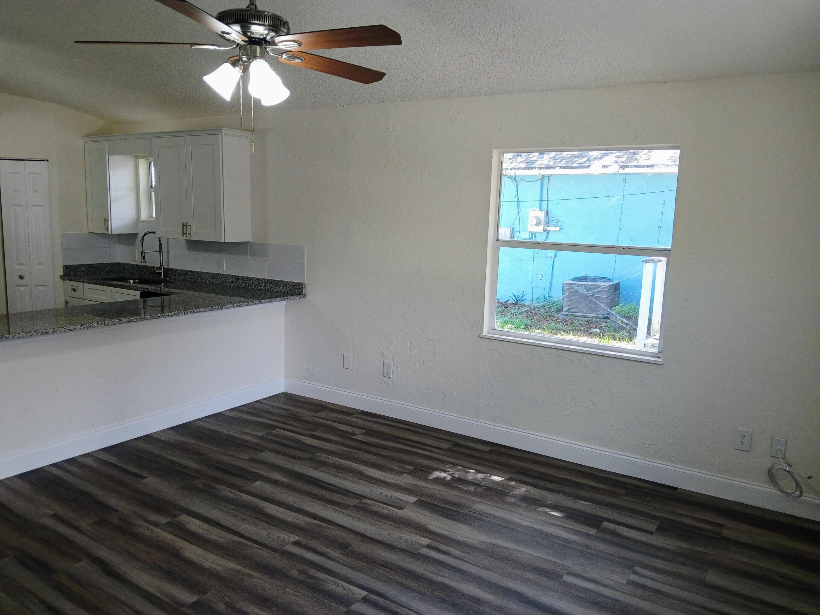 OSLO PARK UNIT NO 3 - Residential