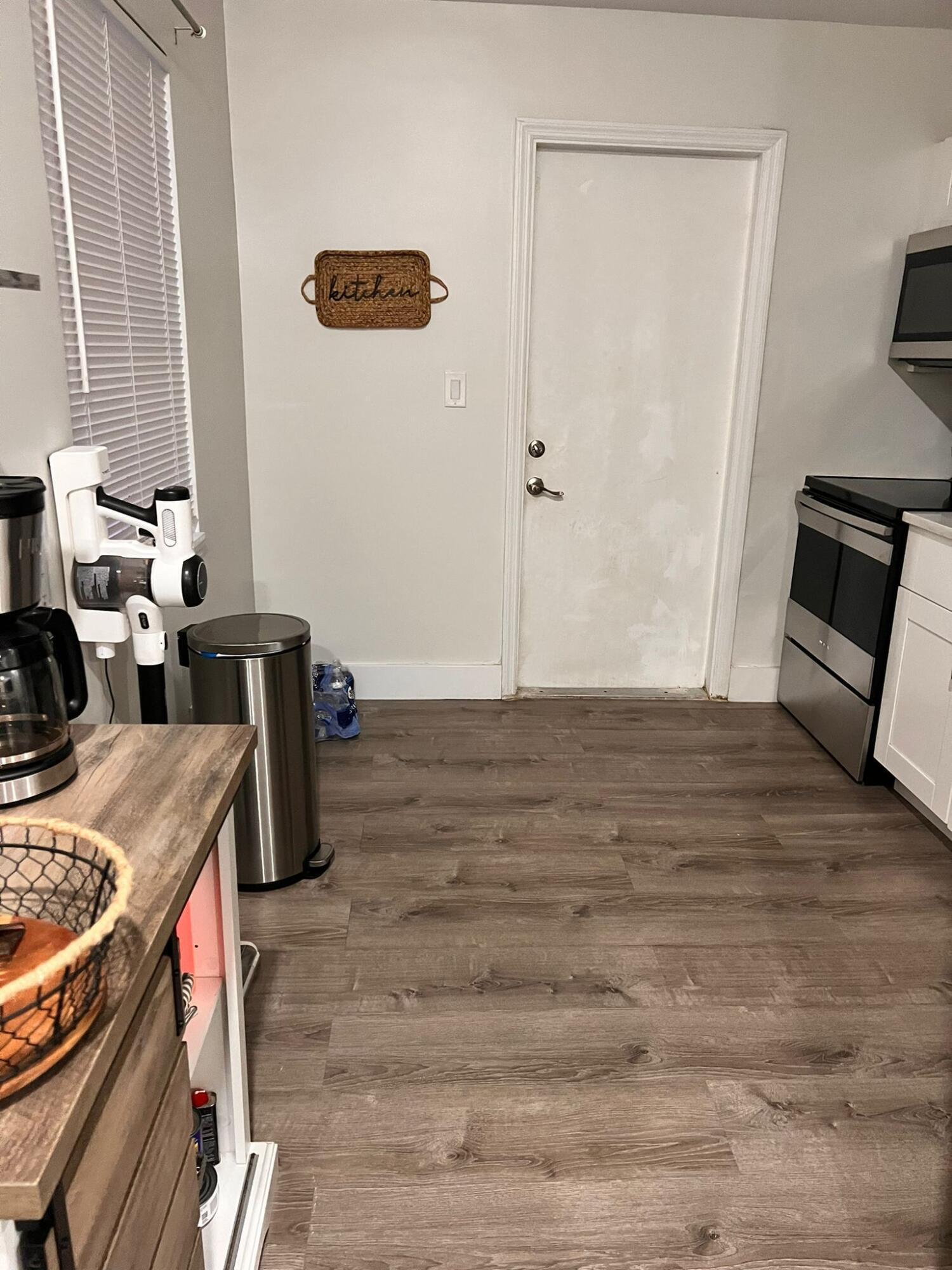 555 NW 15th Court