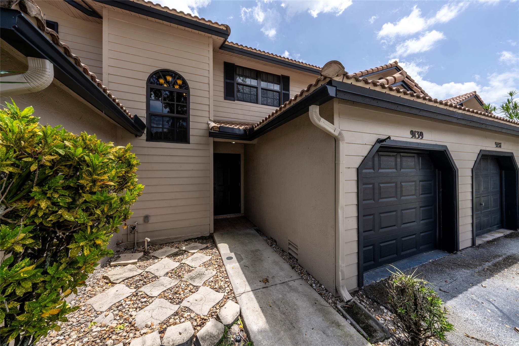 9139 Vineyard Lake Dr 9139
