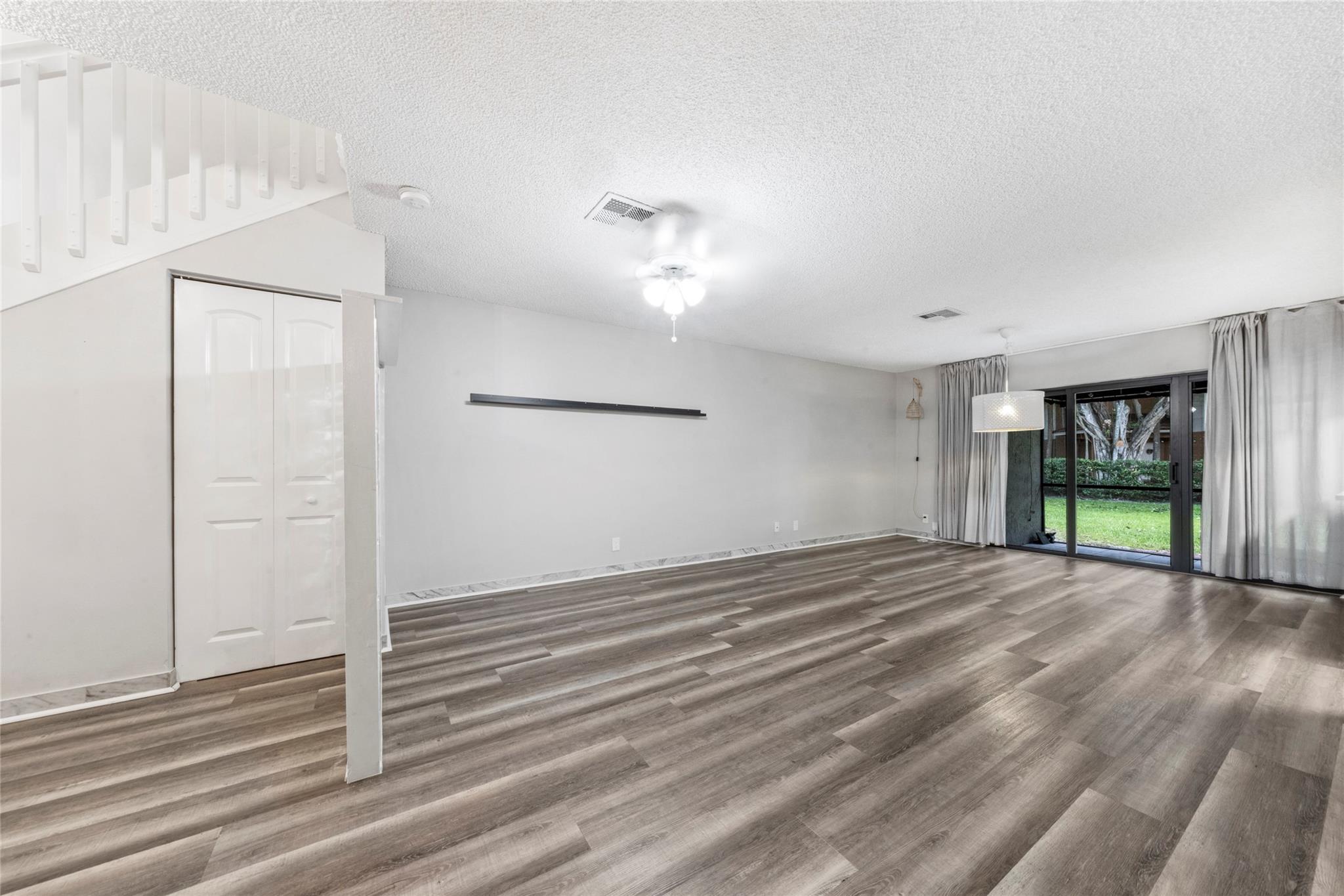 9139 Vineyard Lake Dr 9139