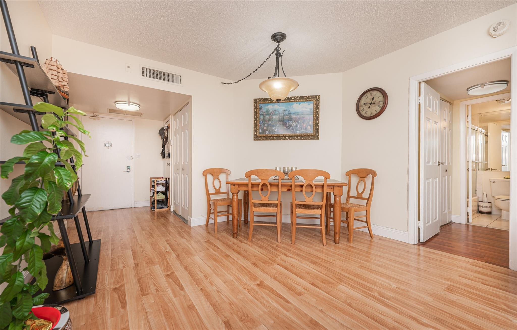 Coronado Condominiums III - Residential