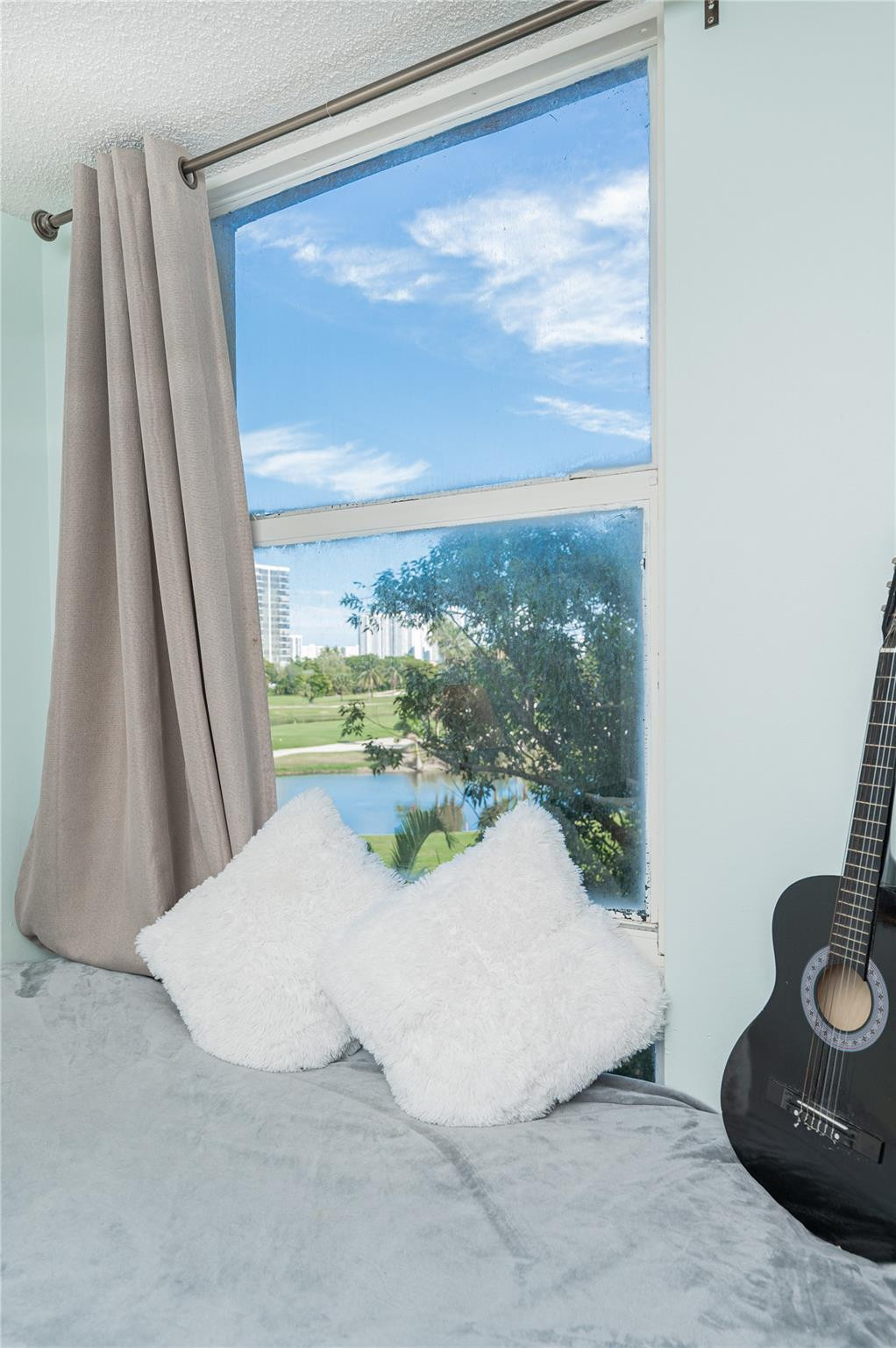 Coronado Condominiums III - Residential