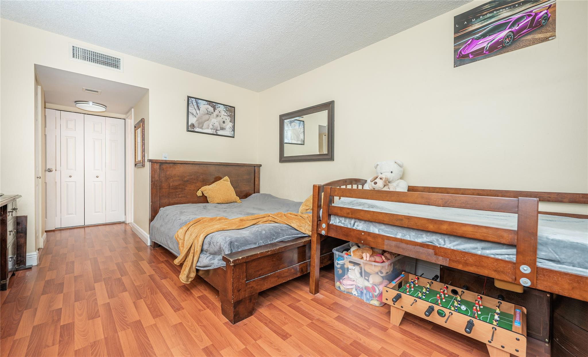 Coronado Condominiums III - Residential