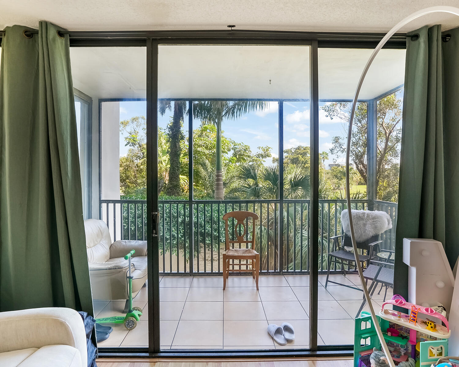 Coronado Condominiums III - Residential