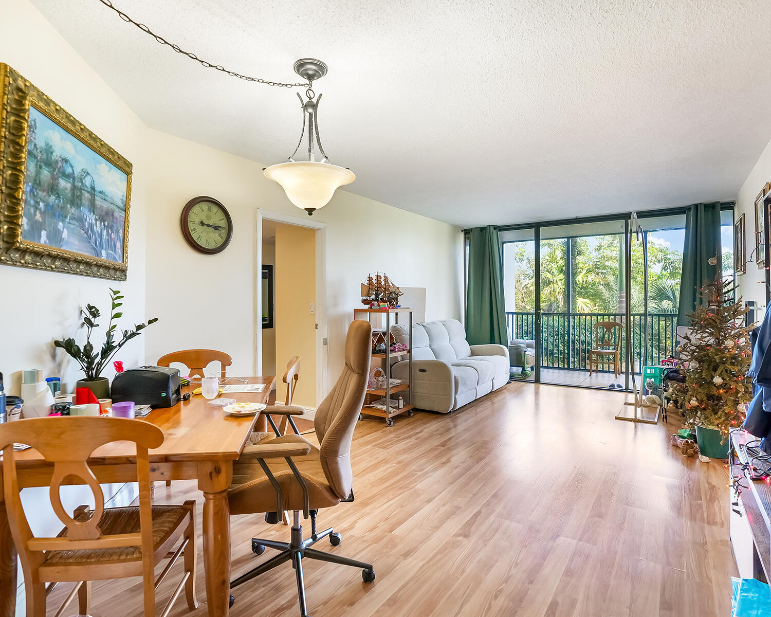 Coronado Condominiums III - Residential