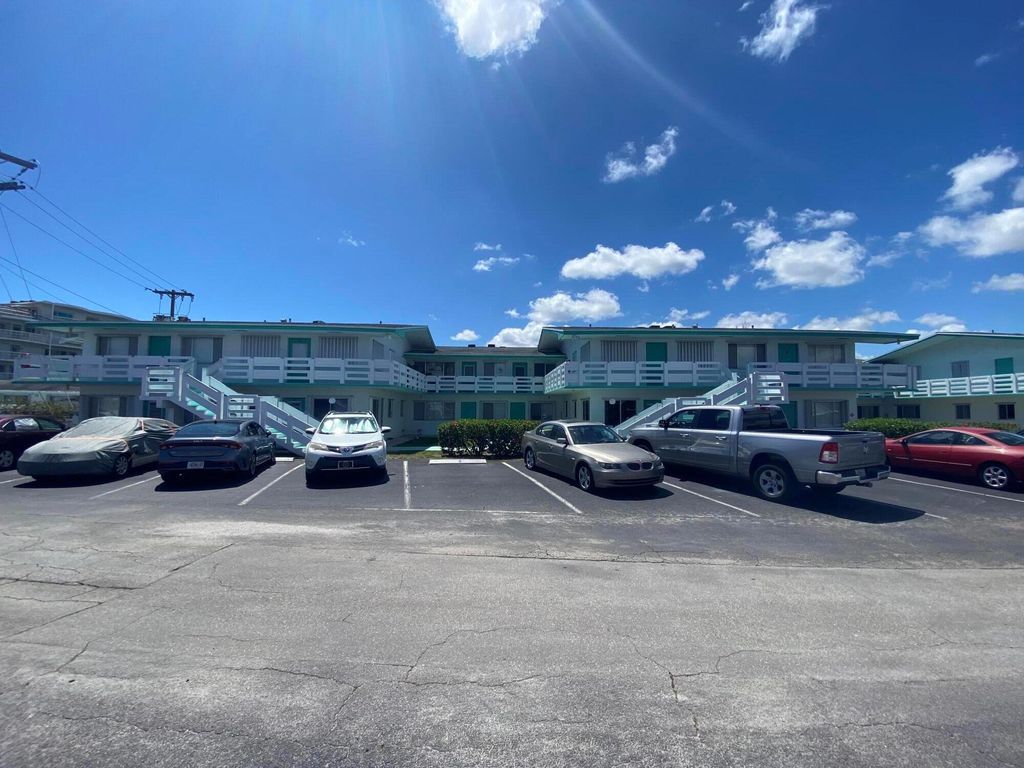 Photo of 2304 Lake Osborne Drive #7, Lake Worth Beach, FL 33461 (MLS # R10973764)