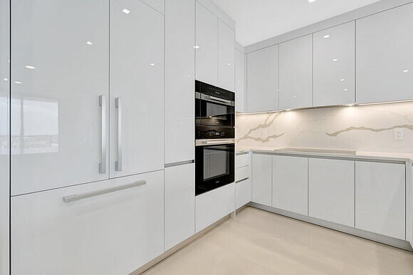 Nautilus 220 - Residential Lease