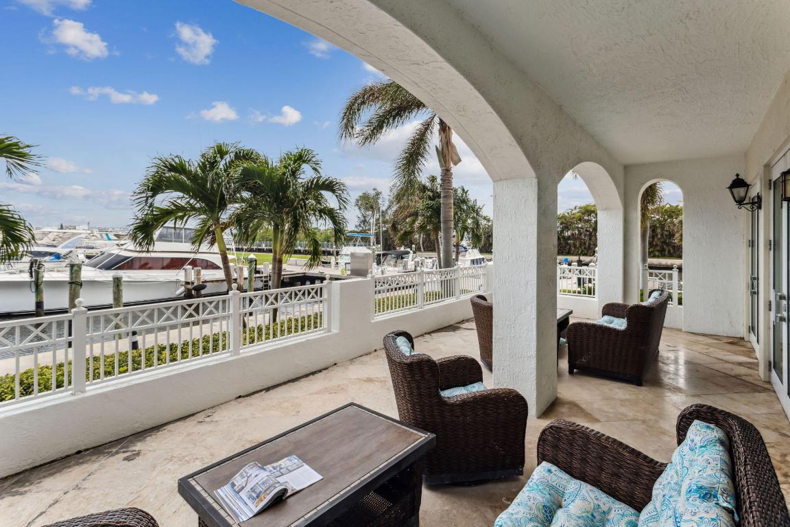 MOORINGS AT LANTANA CONDO 3 - Residential