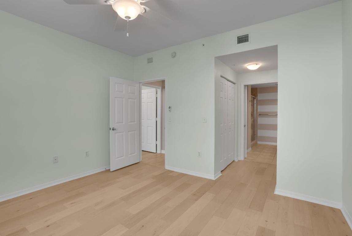 MOORINGS AT LANTANA CONDO 3 - Residential