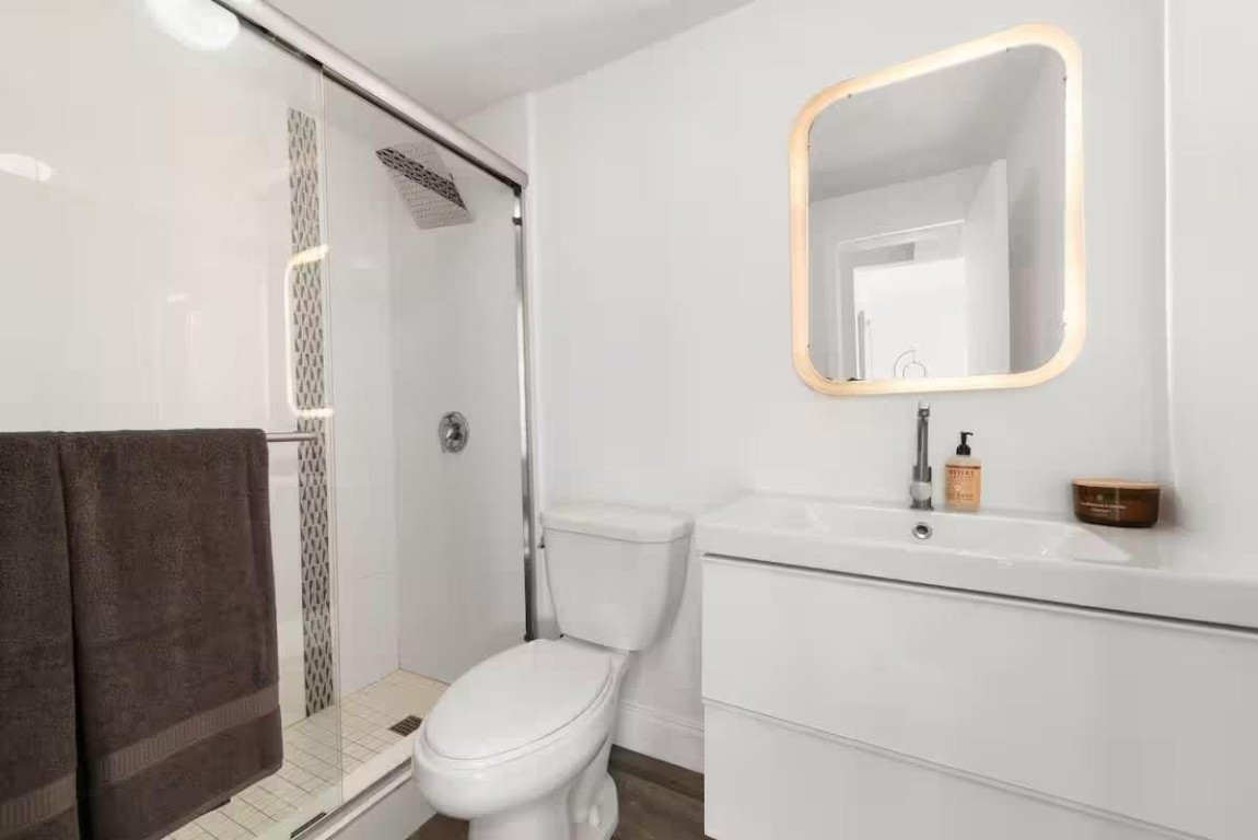 BARBIZON BEACH CLUB - Residential