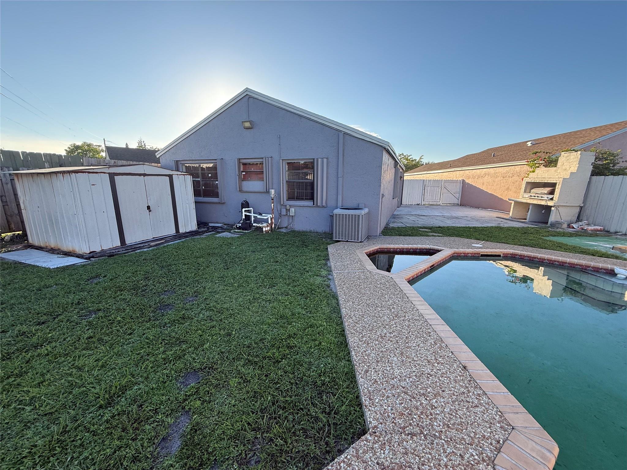 University Park Parcels 1 - Residential Lease