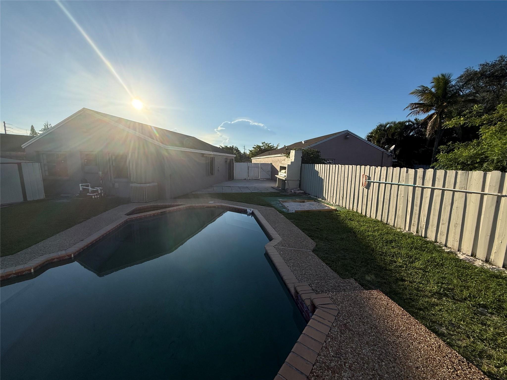 University Park Parcels 1 - Residential Lease