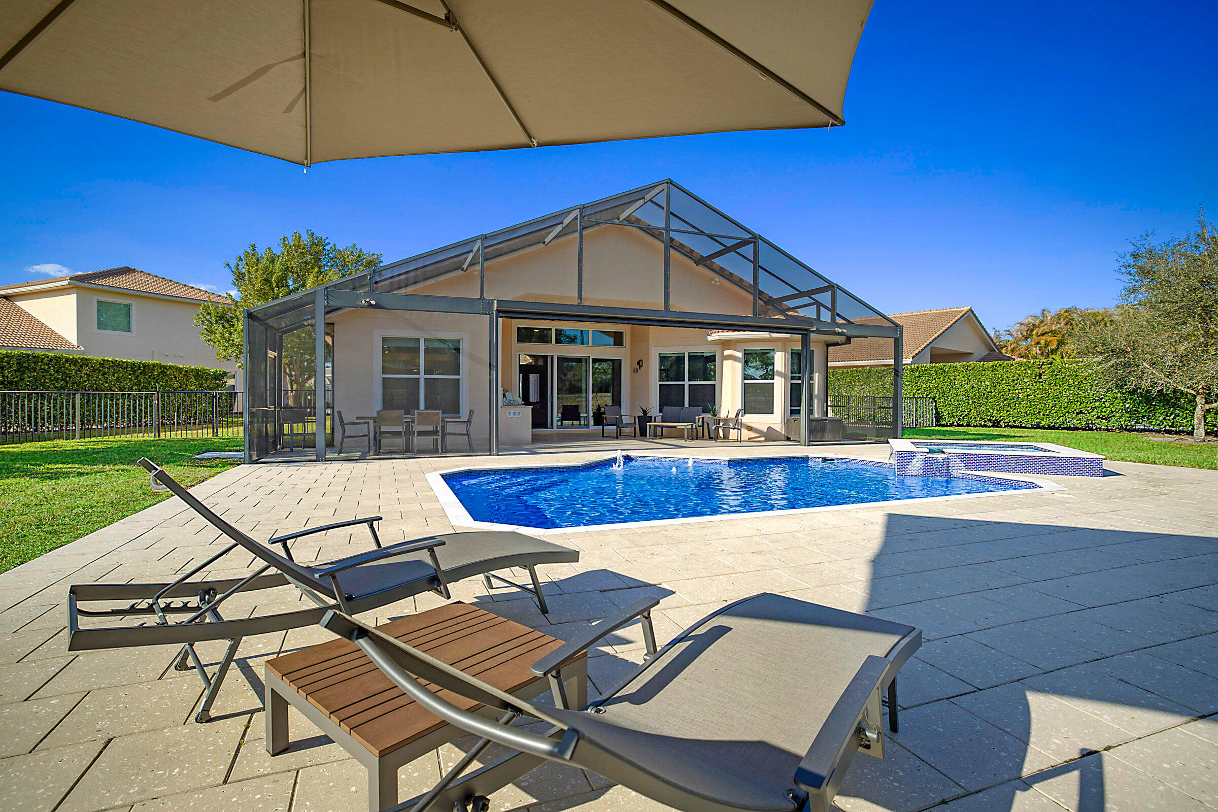 JUPITER COUNTRY CLUB POD E REPL - Residential