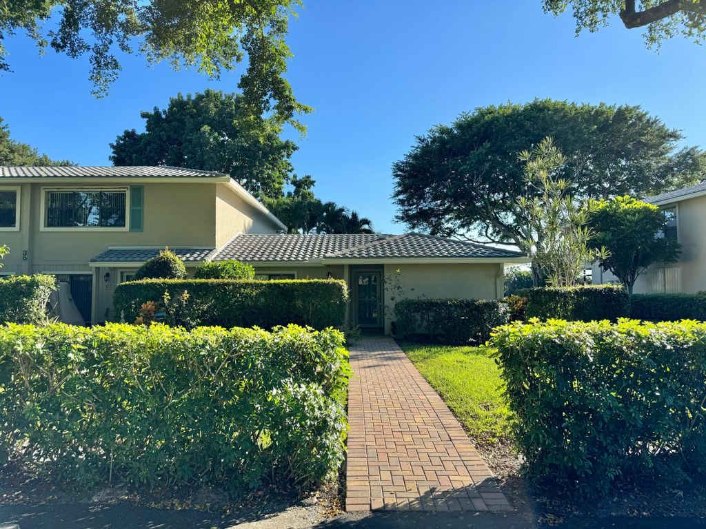 Photo of 35 Westgate Lane #35d, Boynton Beach, FL 33436 (MLS # R11013482)