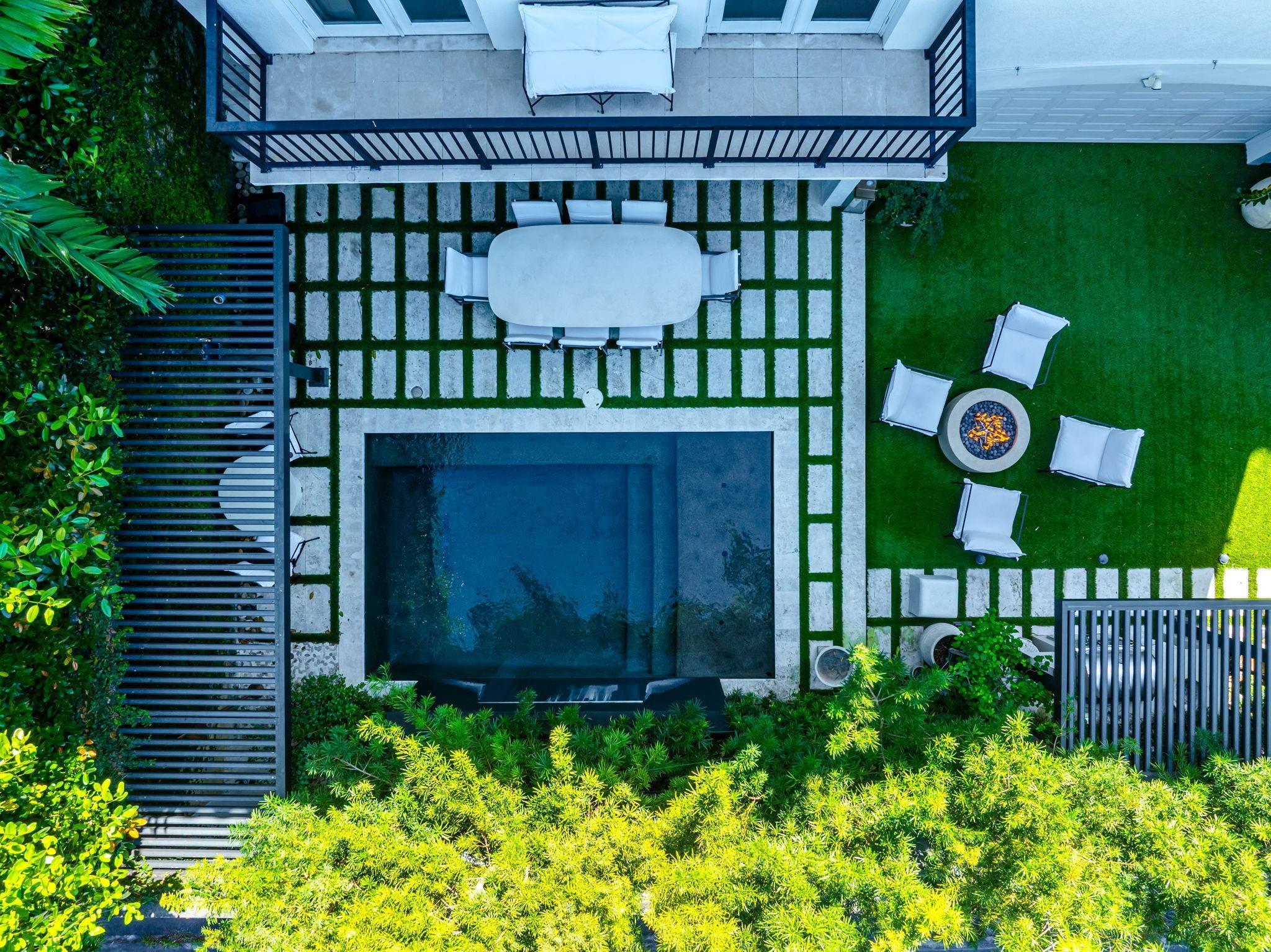 Villas De Vizcaya - Residential