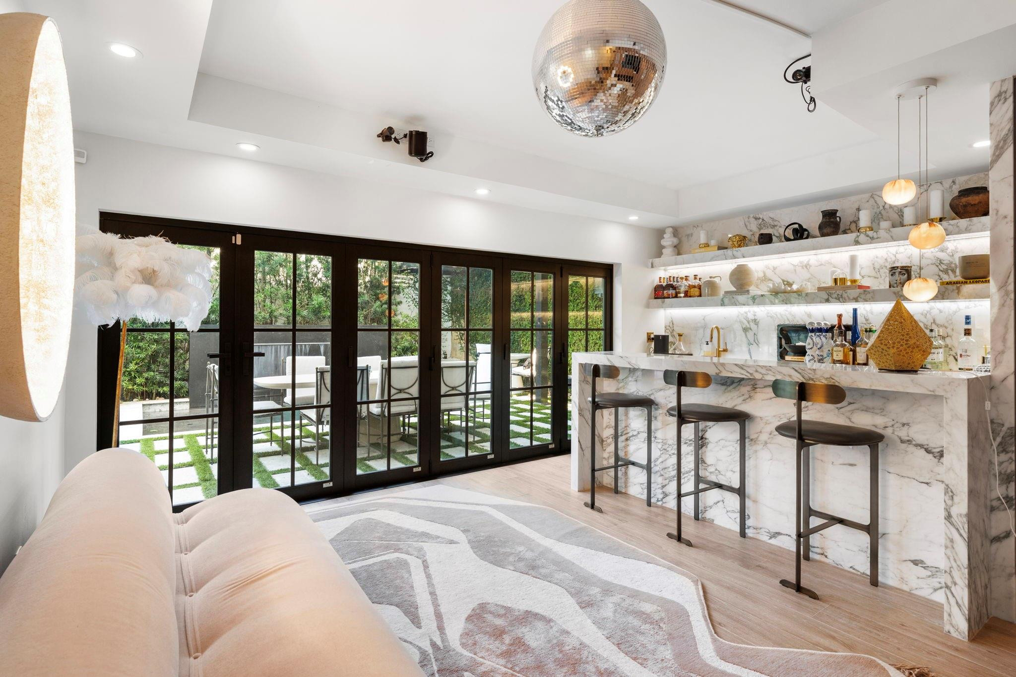 Villas De Vizcaya - Residential