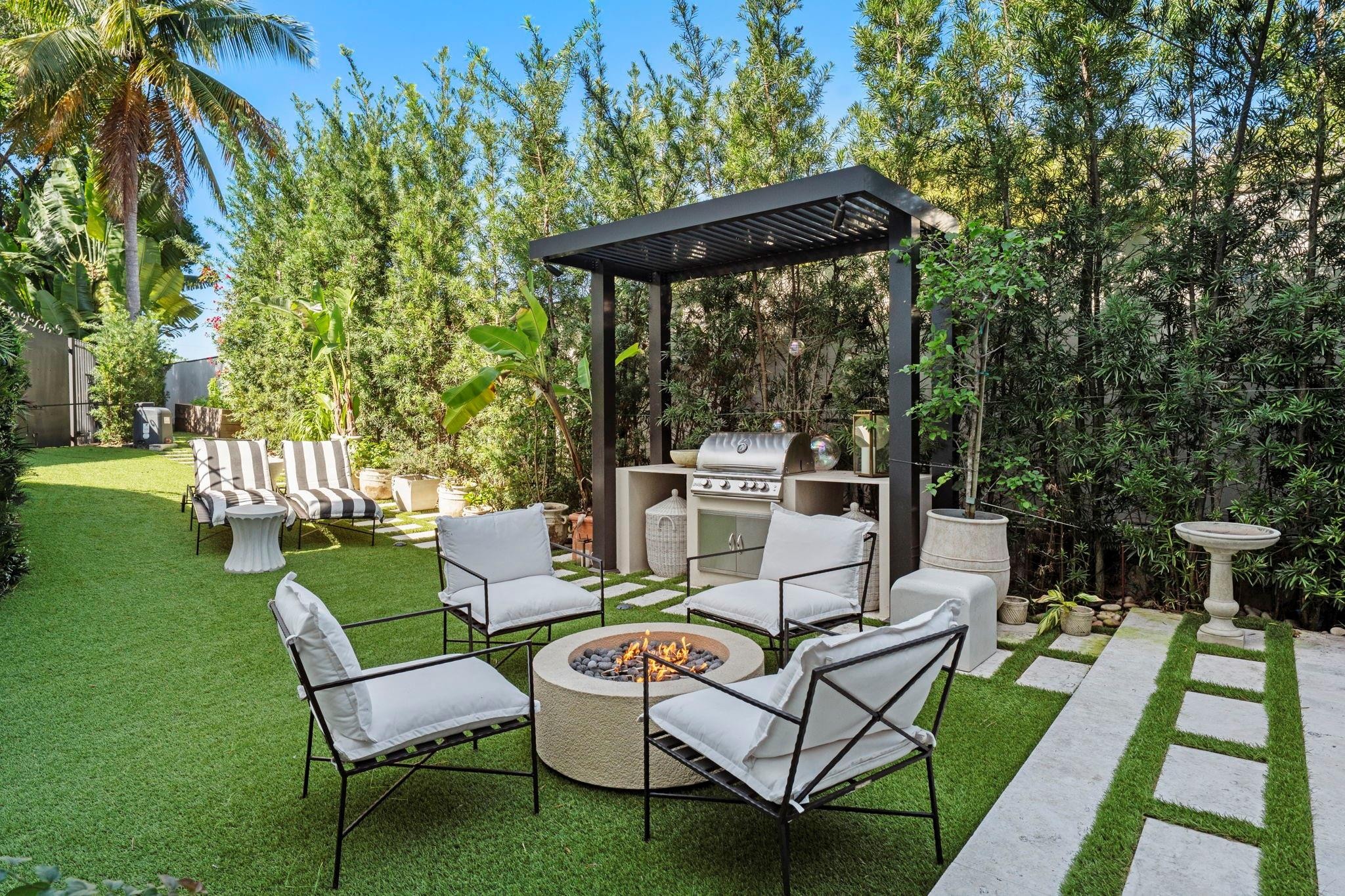 Villas De Vizcaya - Residential