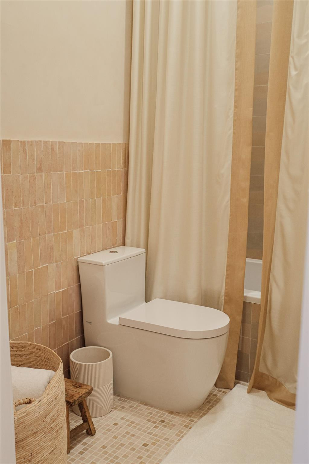 Villas De Vizcaya - Residential