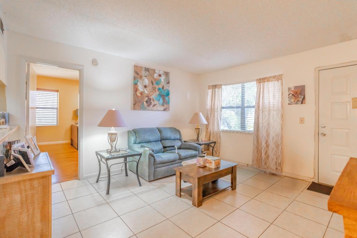 LUCERNE LAKES GOLF COLONY - Residential