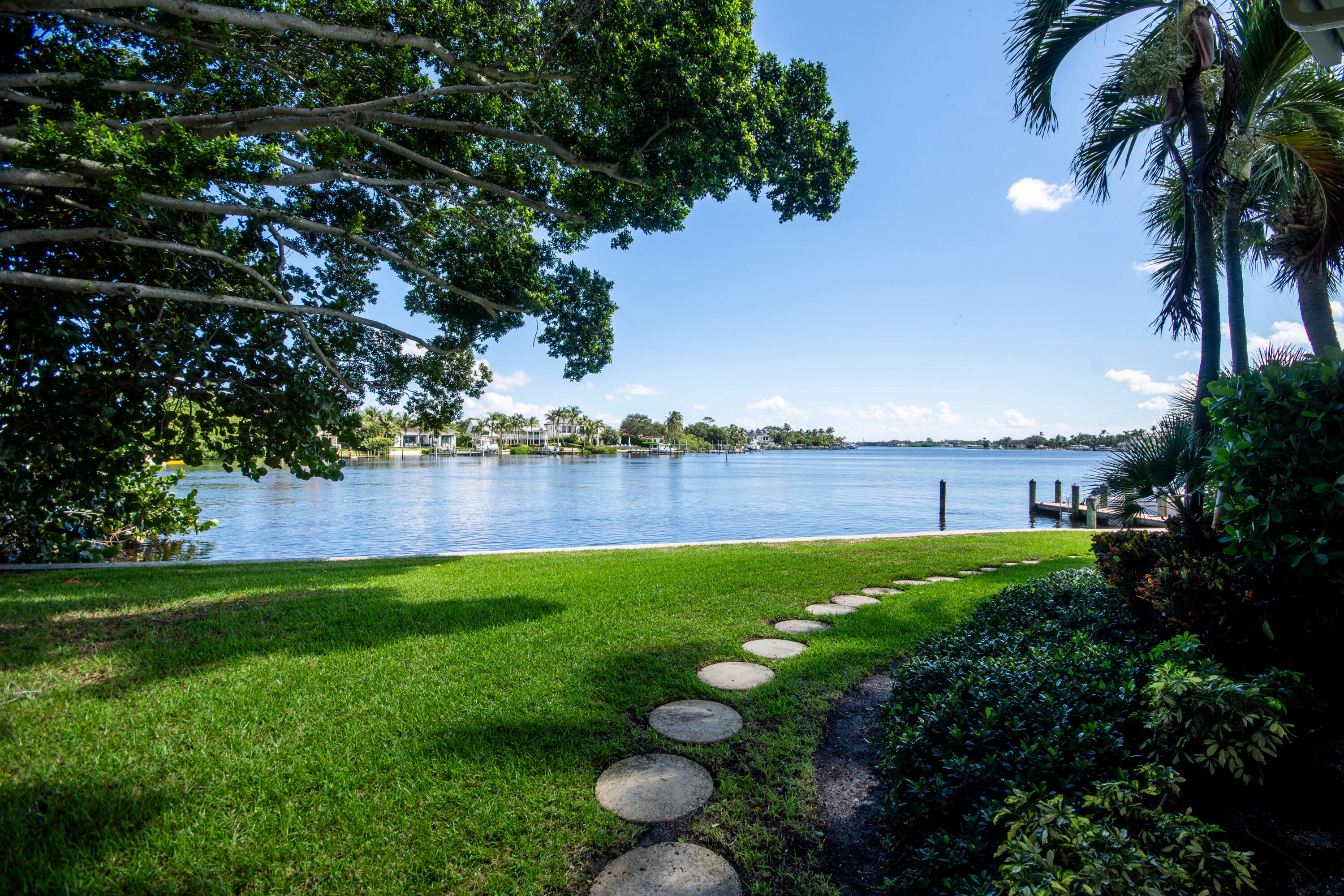 478 Tequesta Drive 115