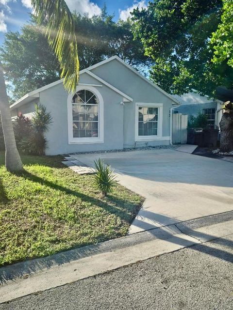 33 Plumage Lane West Palm Beach FL 33415