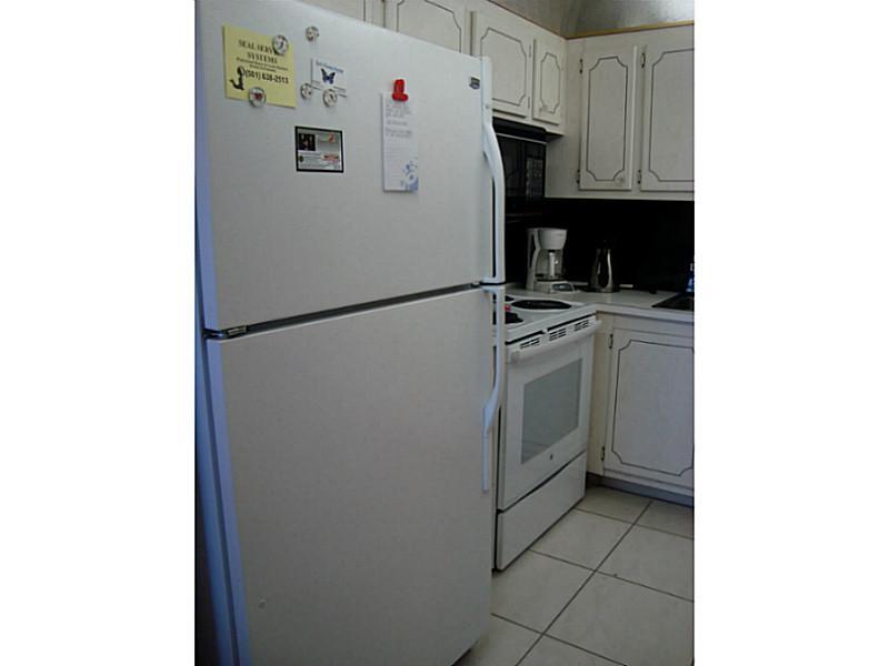 ISLEWOOD D CONDO - Residential Lease