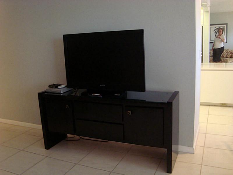 ISLEWOOD D CONDO - Residential Lease