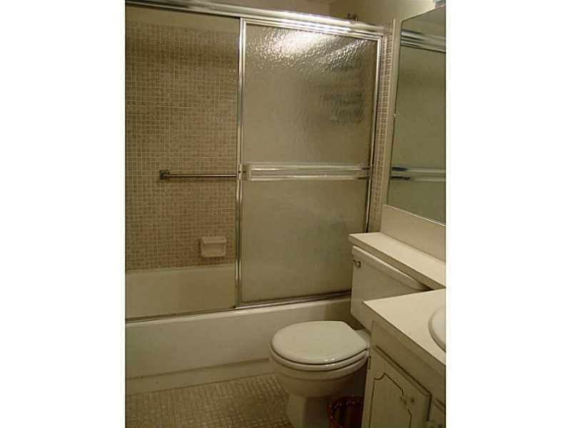 ISLEWOOD D CONDO - Residential Lease