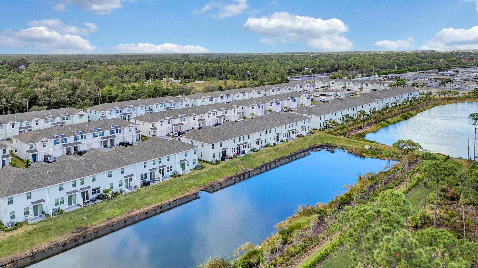 Edgewater Pointe - Residential