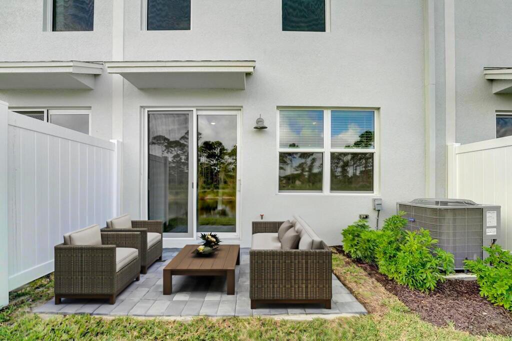 Edgewater Pointe - Residential