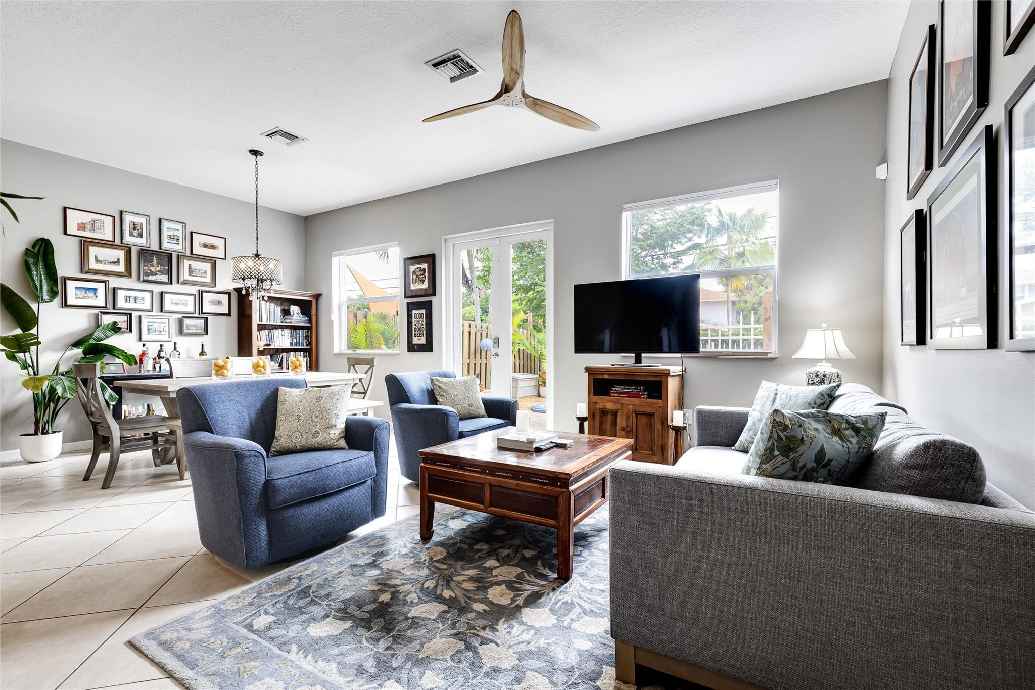 Villa Laguna - Residential Lease