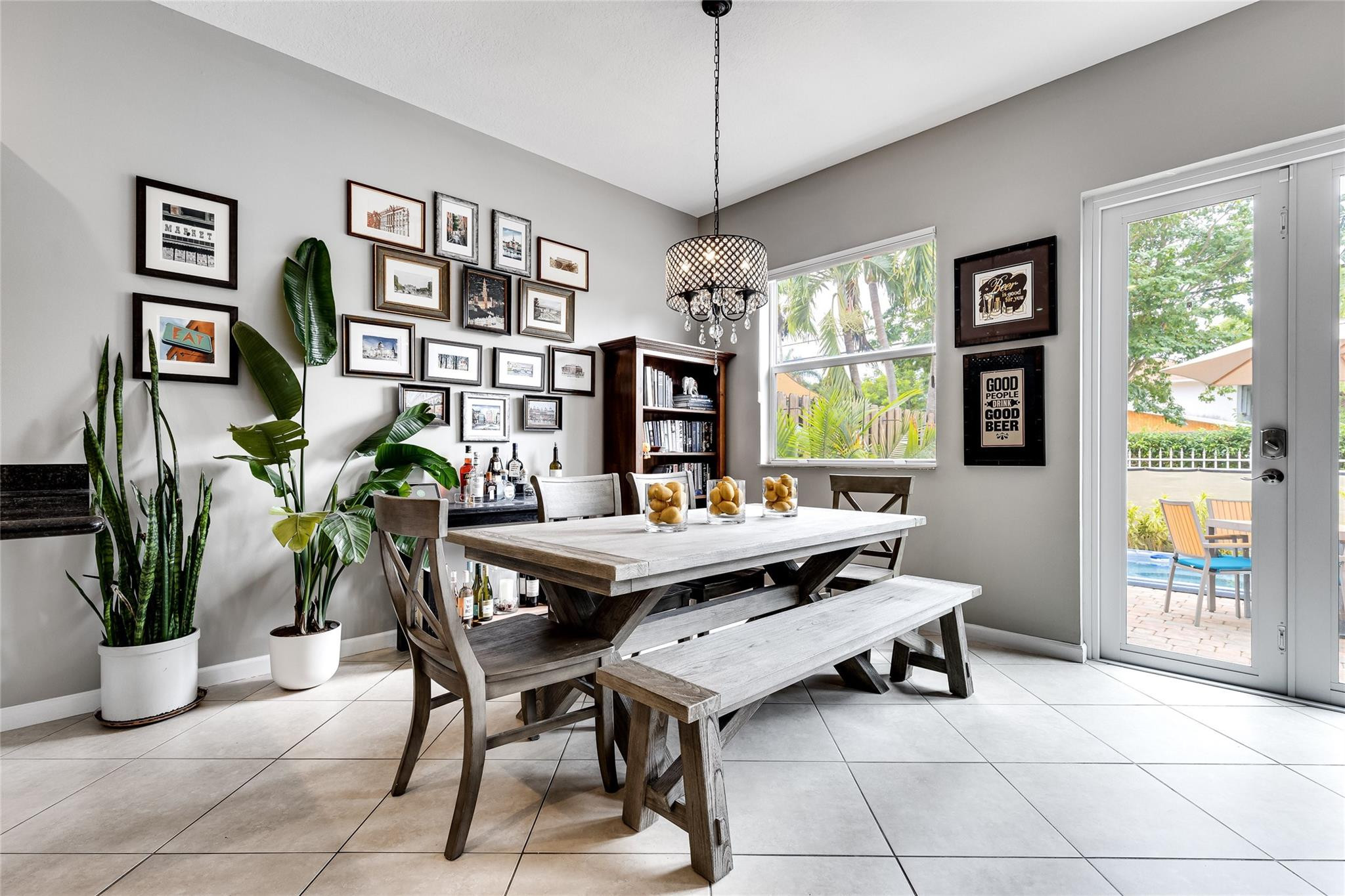 Villa Laguna - Residential Lease