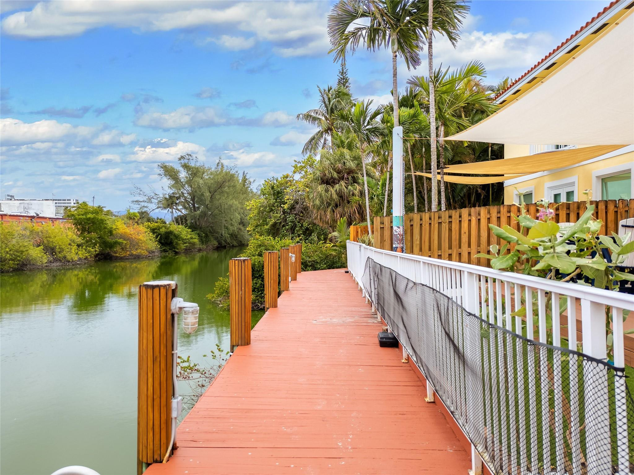 Villa Laguna - Residential Lease