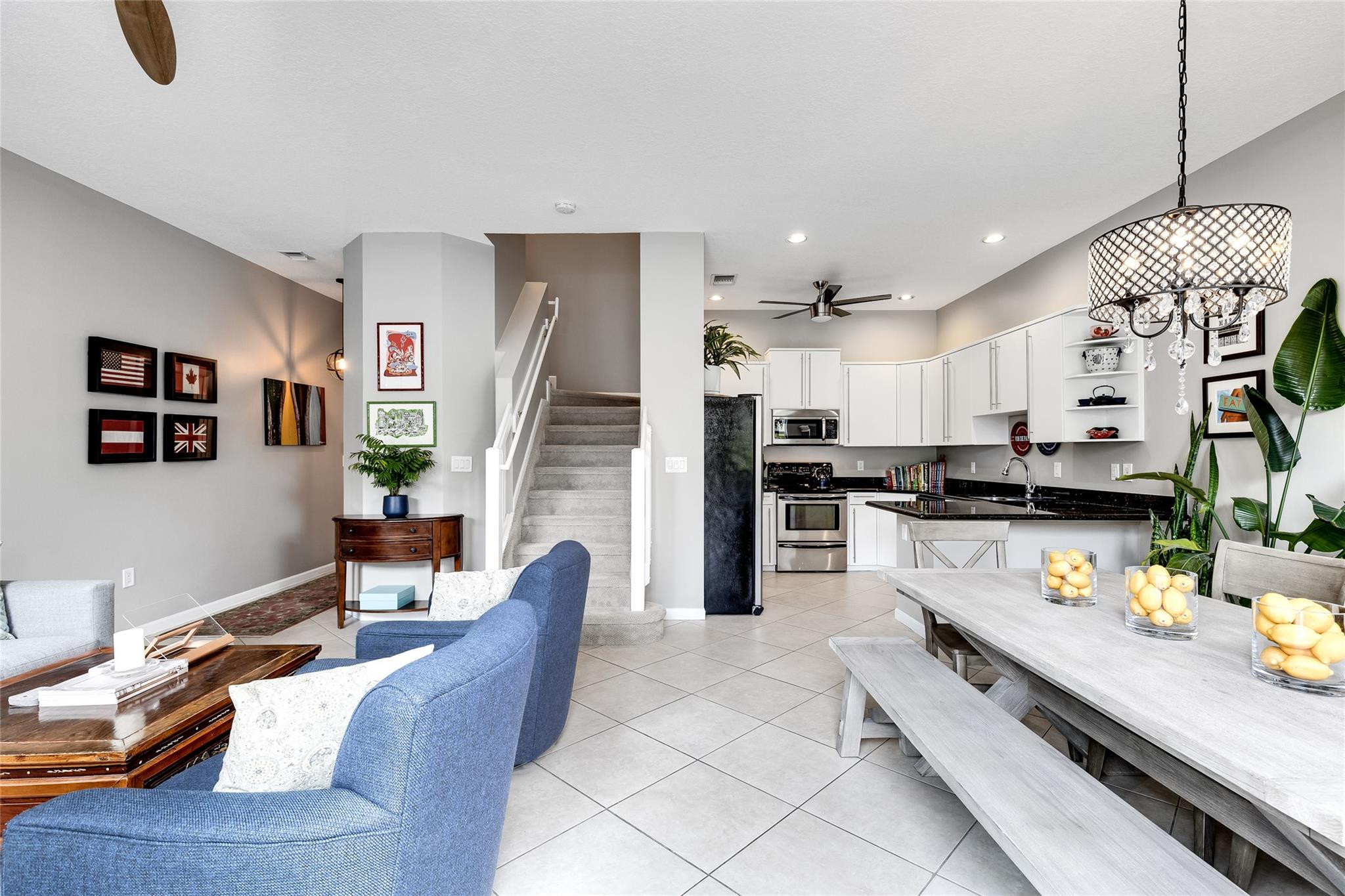 Villa Laguna - Residential Lease