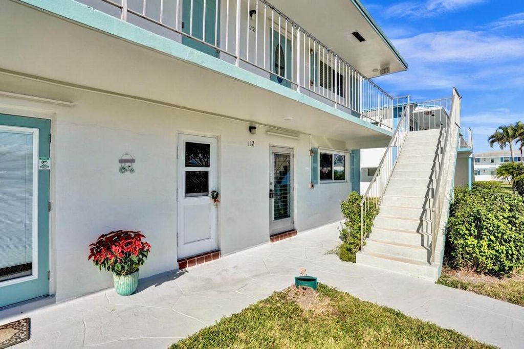 Photo of 1117 Lake Terrace #112, Boynton Beach, FL 33426 (MLS # R10985083)