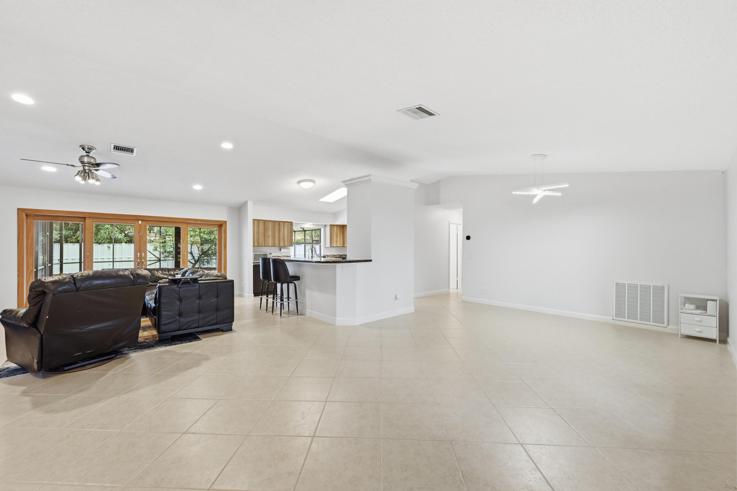 SHADOW WOOD - Residential