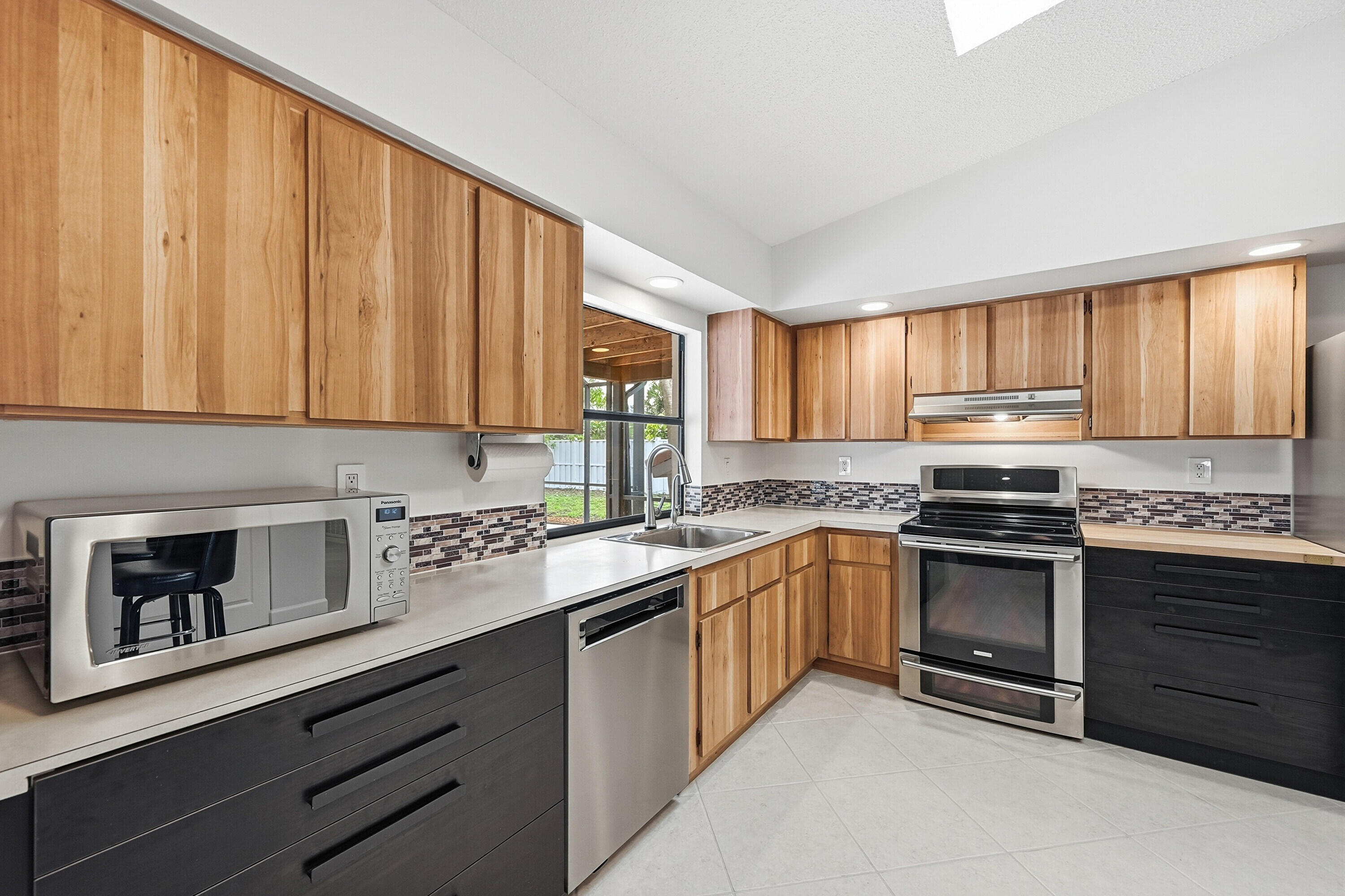 SHADOW WOOD - Residential