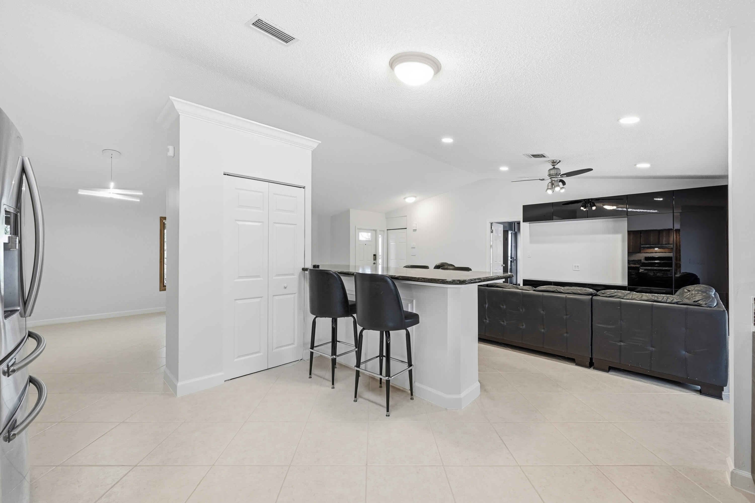 SHADOW WOOD - Residential