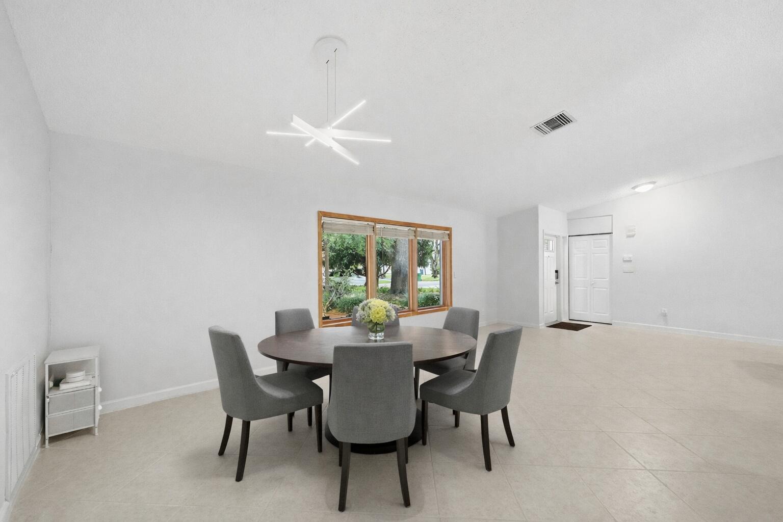 SHADOW WOOD - Residential