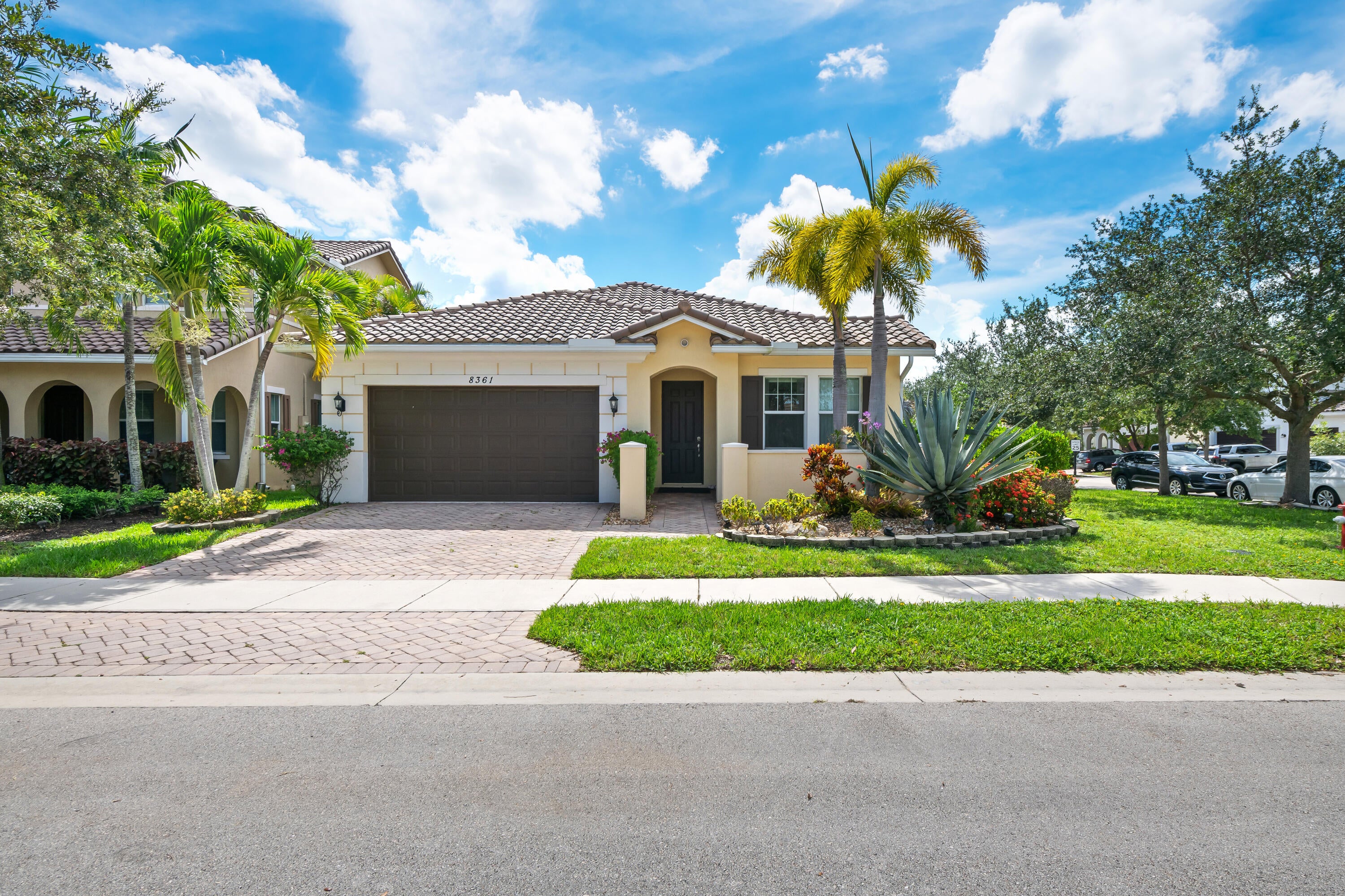 8361 NW 120TH Way