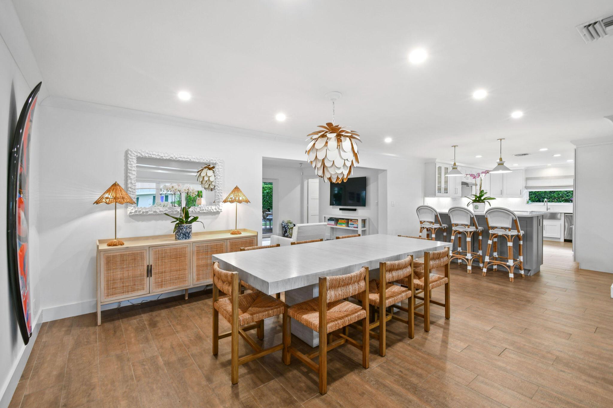 WORTH COURT - Residential