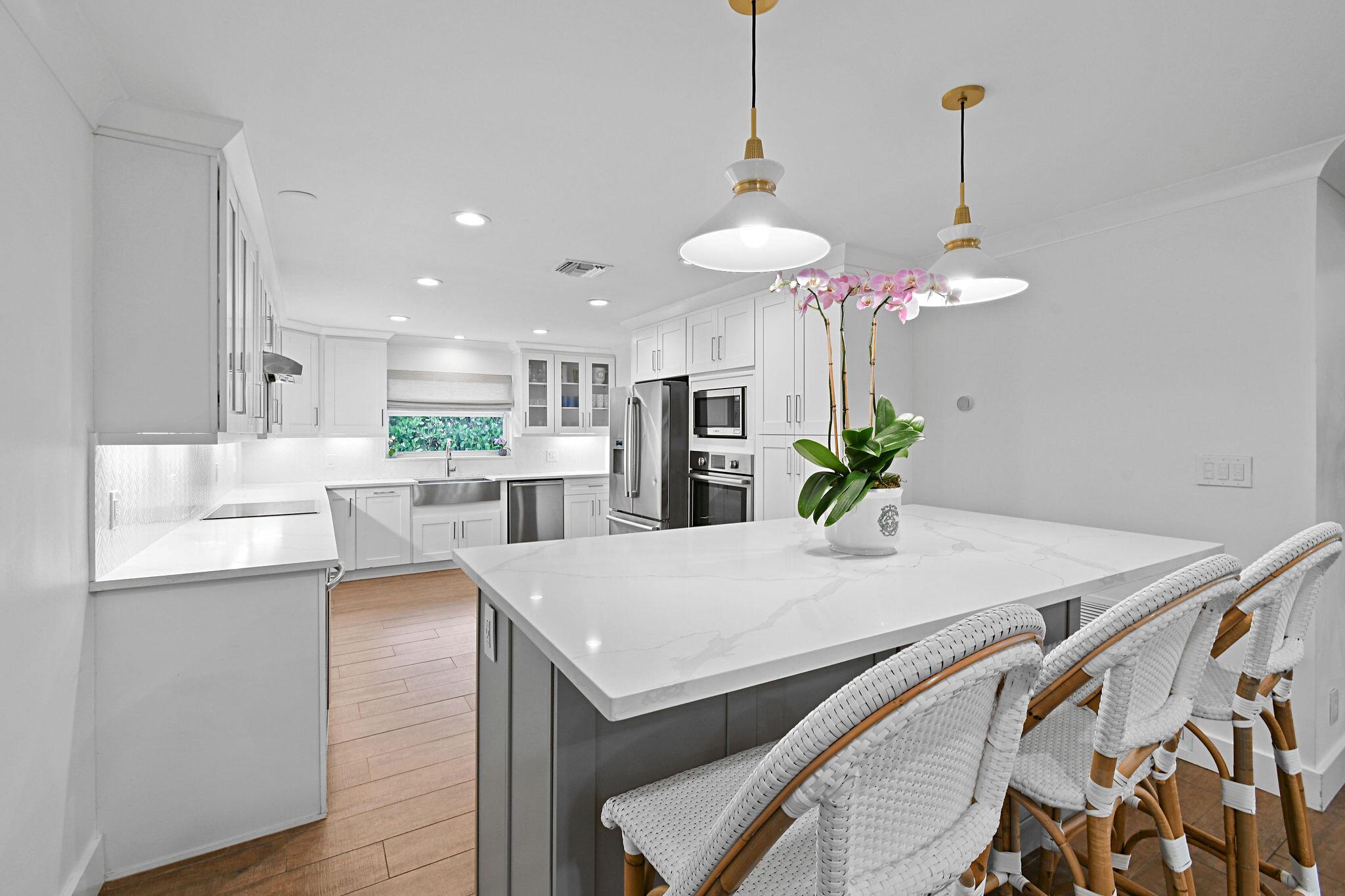 WORTH COURT - Residential