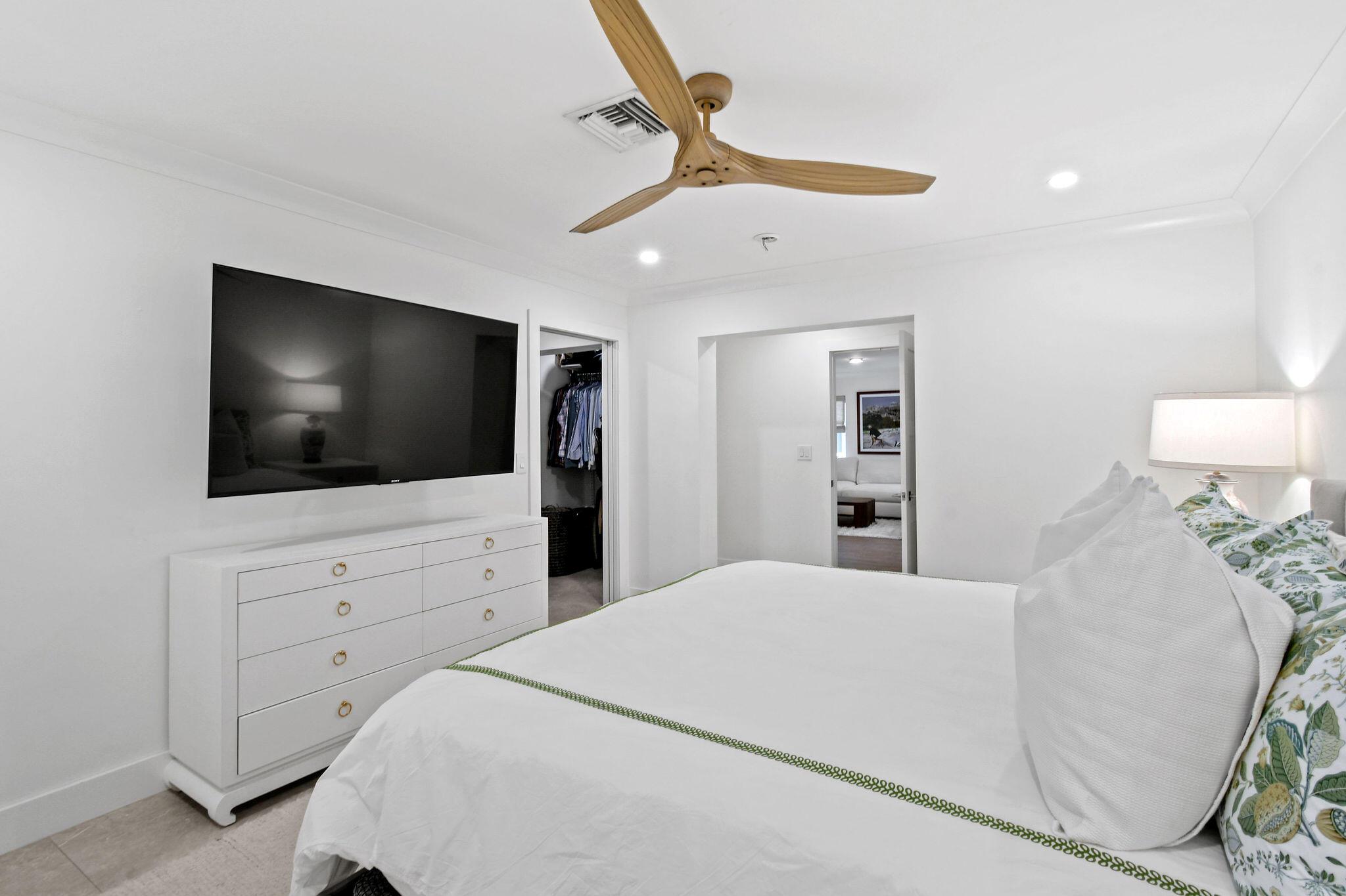 WORTH COURT - Residential