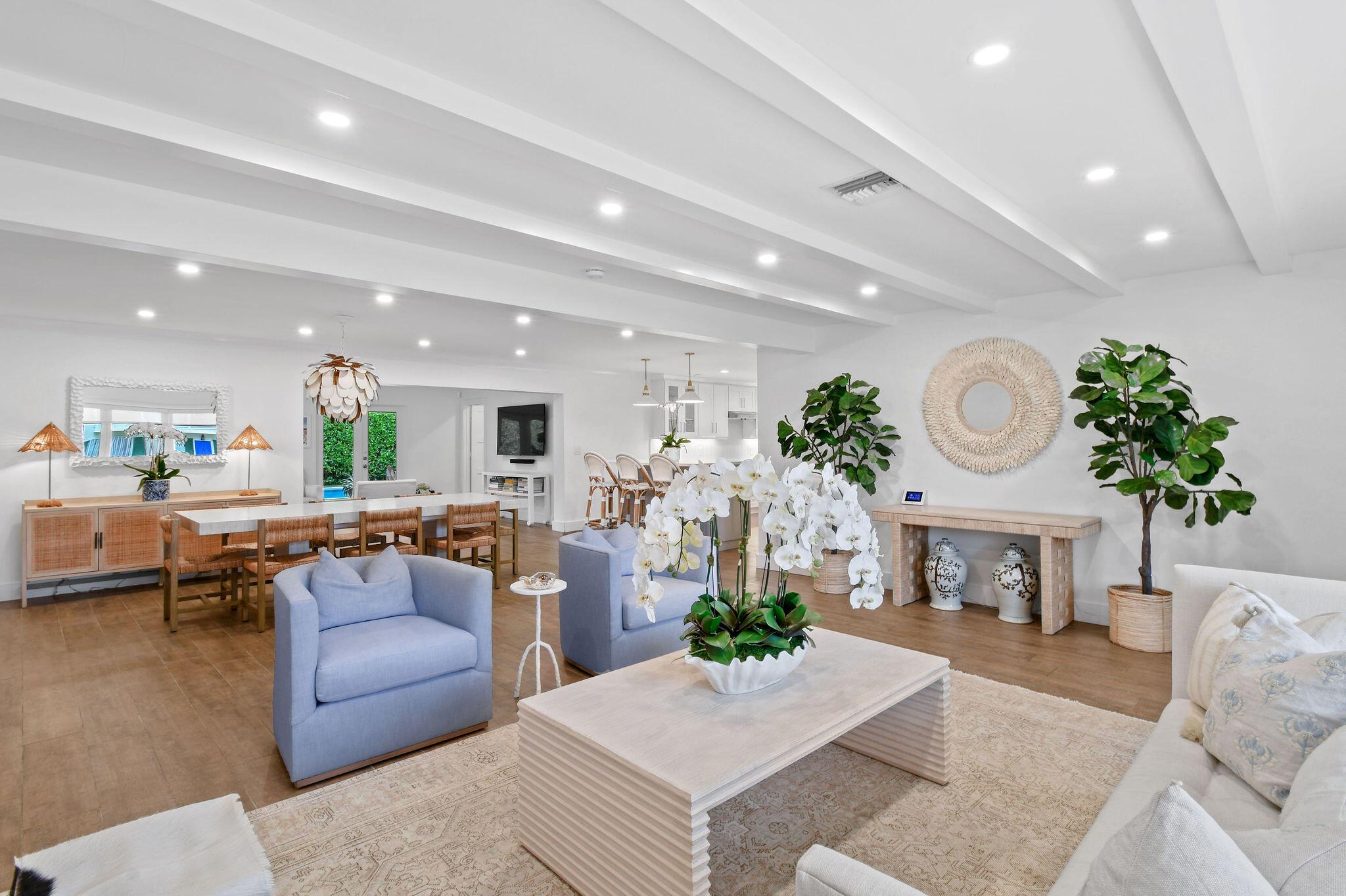 WORTH COURT - Residential