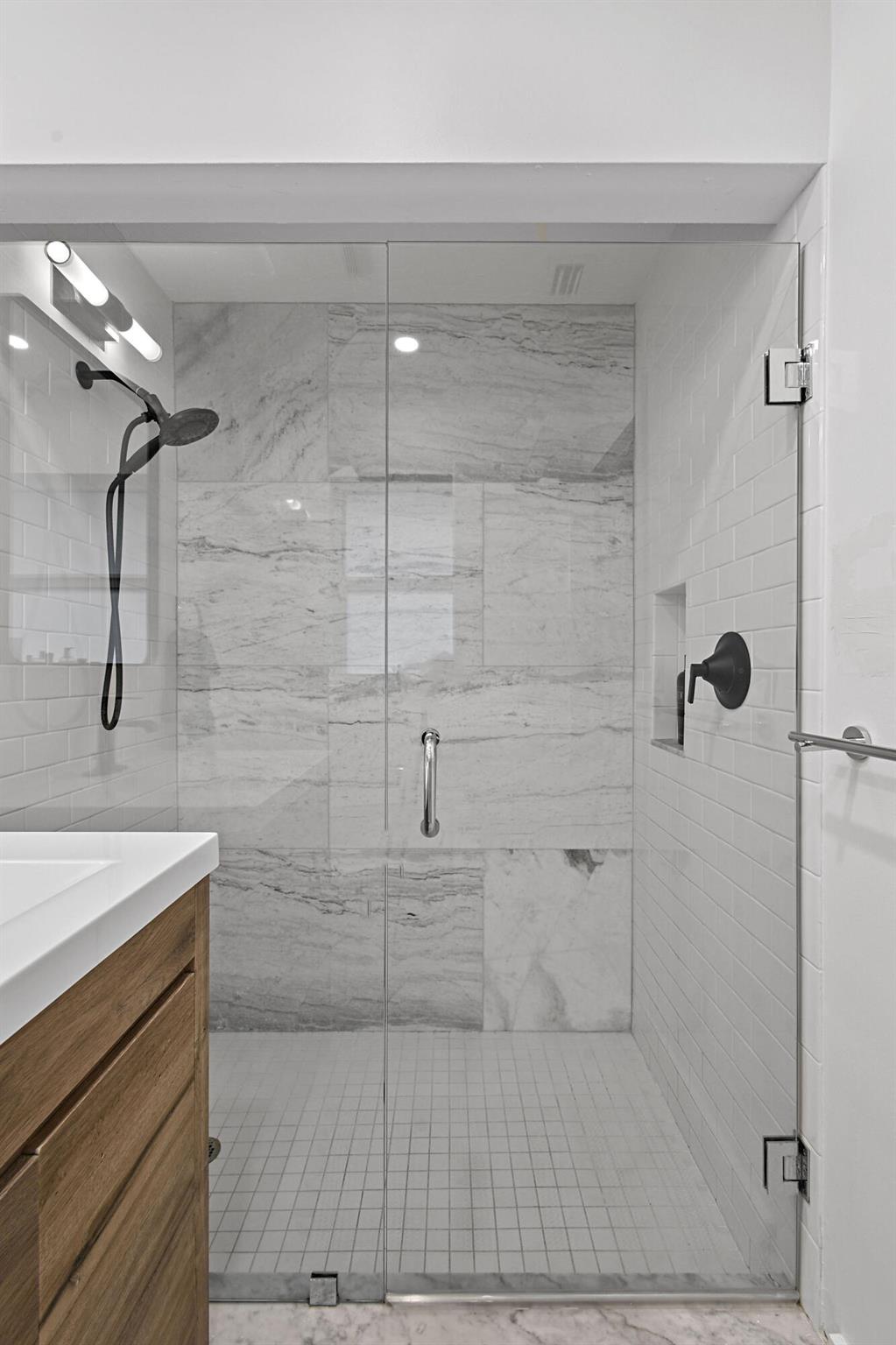 WORTH COURT - Residential